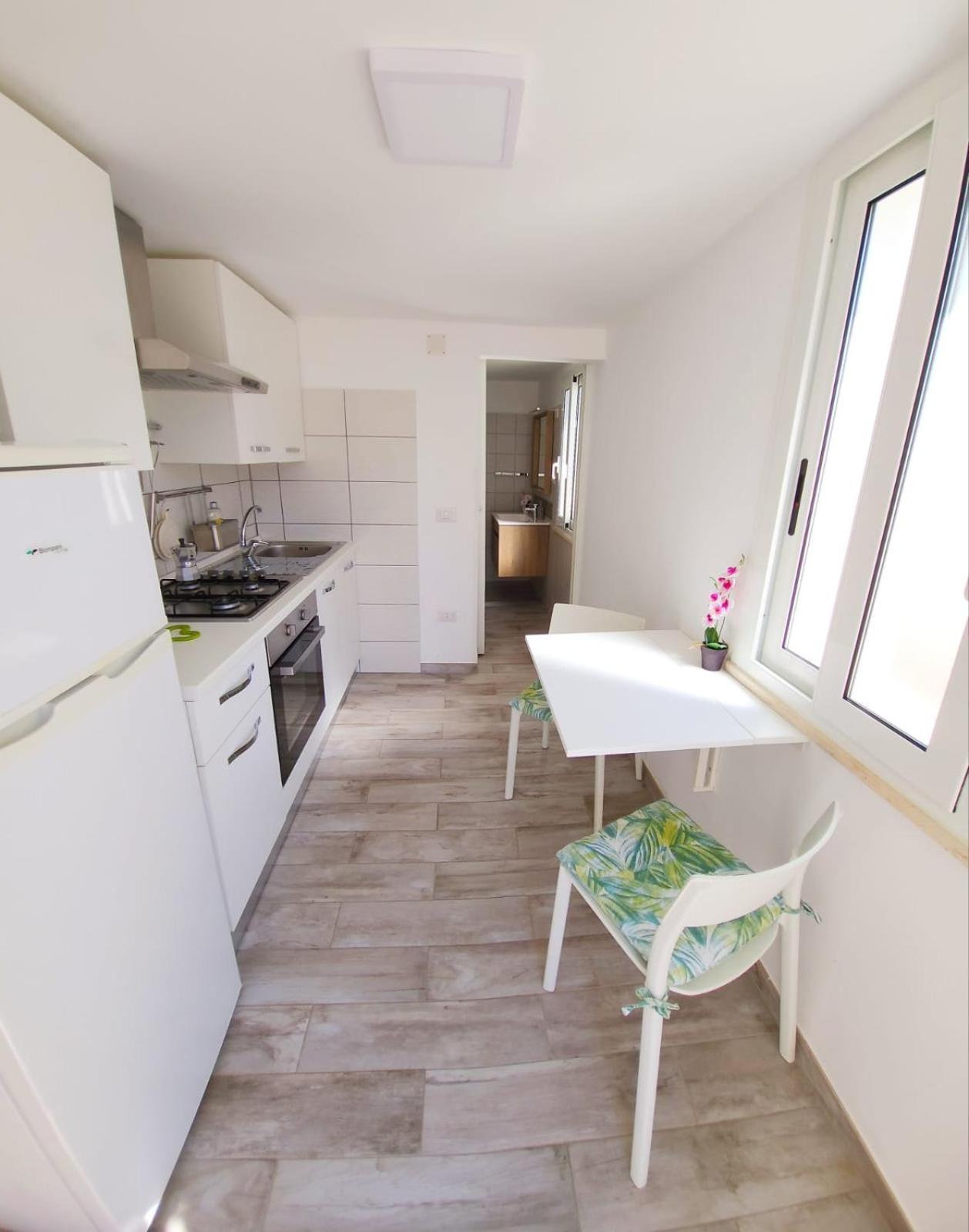 Casa Al Mare Orchidea - Motoparking - Wifi Free - Ac Кала Гононе Екстериор снимка