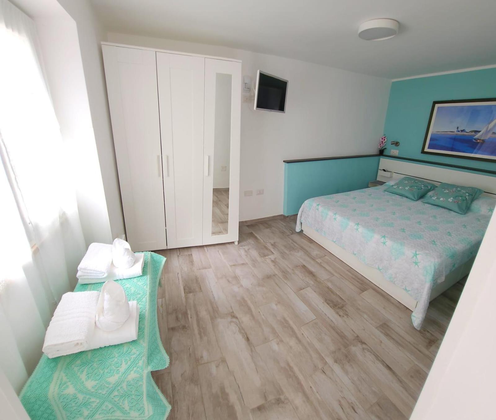 Casa Al Mare Orchidea - Motoparking - Wifi Free - Ac Кала Гононе Екстериор снимка